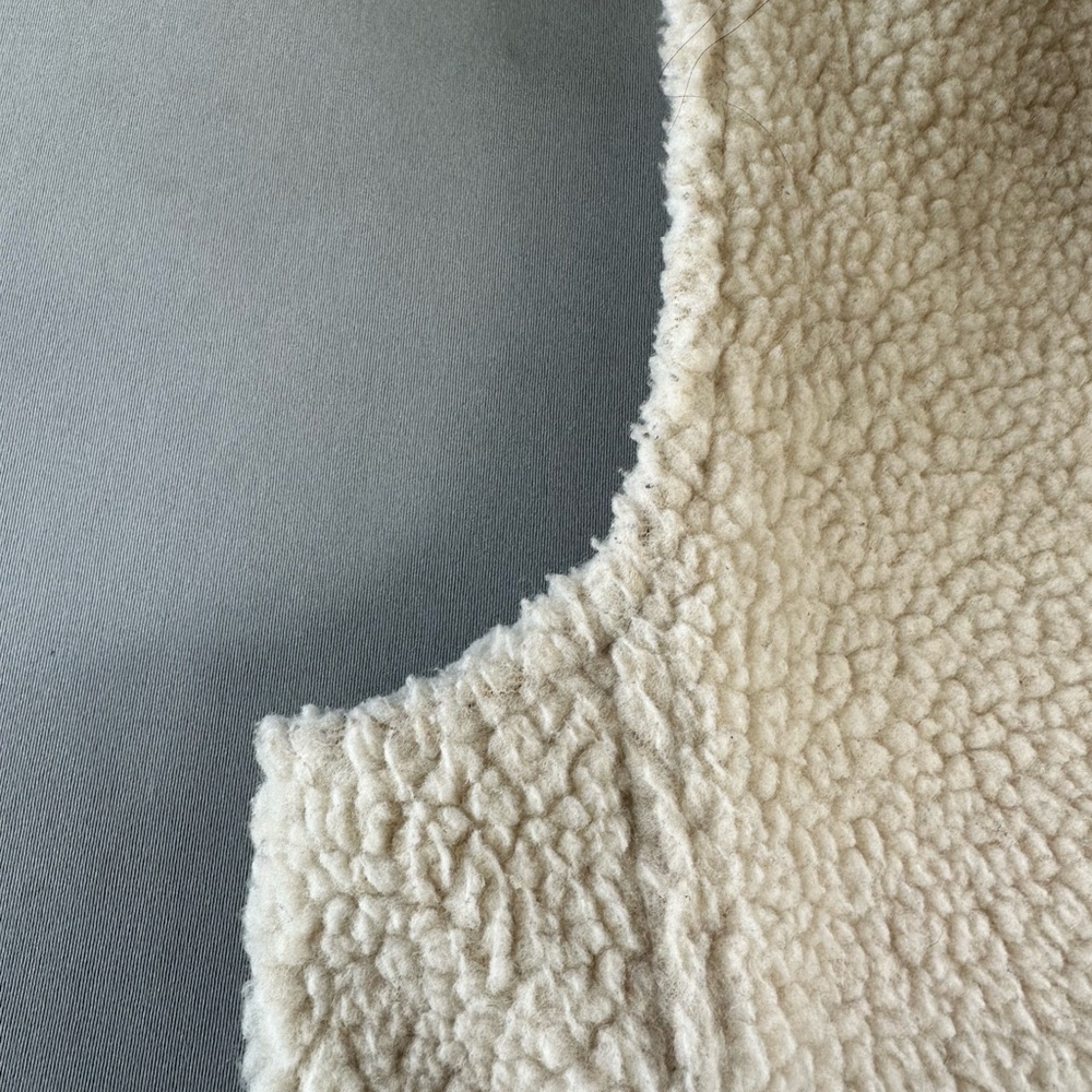 Banana Republic Cream Sherpa Zip Vest - Picture 5 of 7